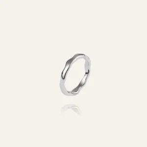 Wavy Petite Ring